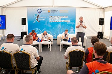 Сергей Грачев: «Инженеры всех стран, объединяйтесь!»